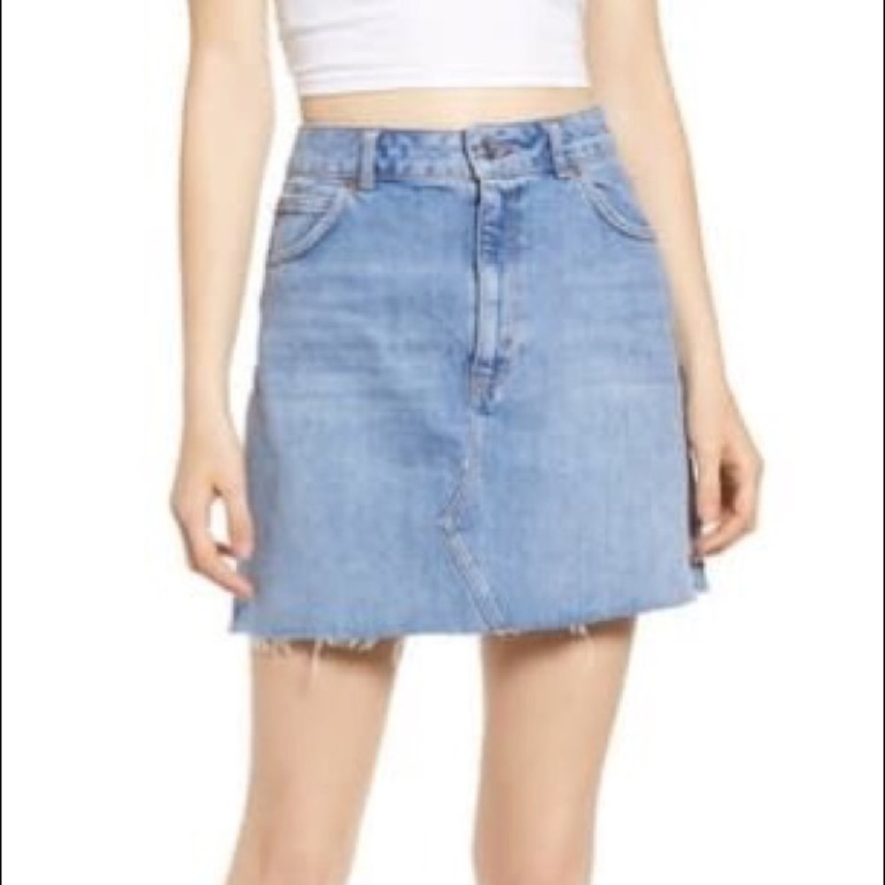 Top Shop Frayed Hem Mini Denim Skirt